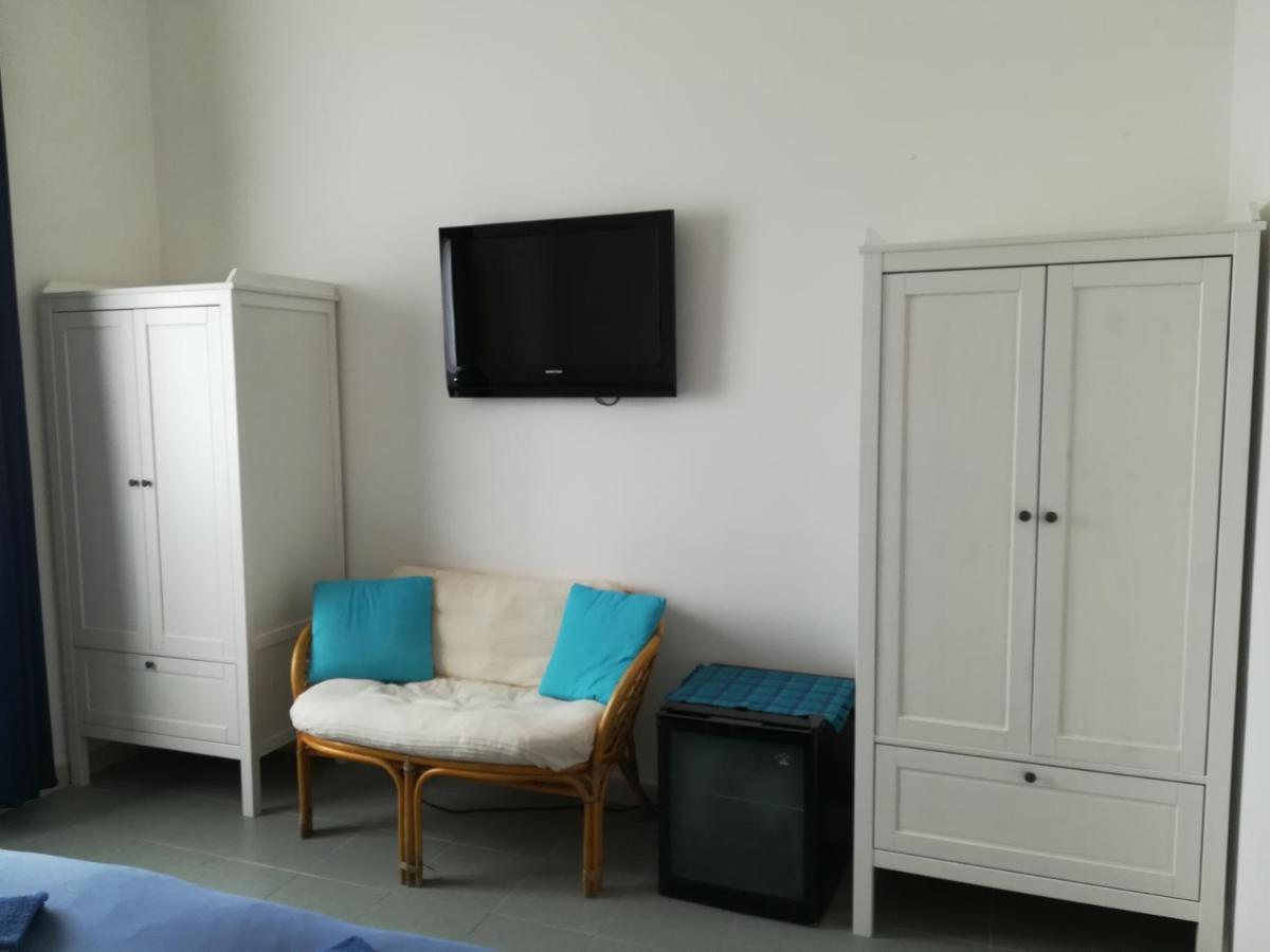 Bed and Breakfast Domo Sul Porto Стинтино Экстерьер фото